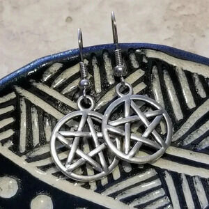 Handmade Antiqued Silver Plated Pentacle Wiccan Pagan Circle Drop Earrings